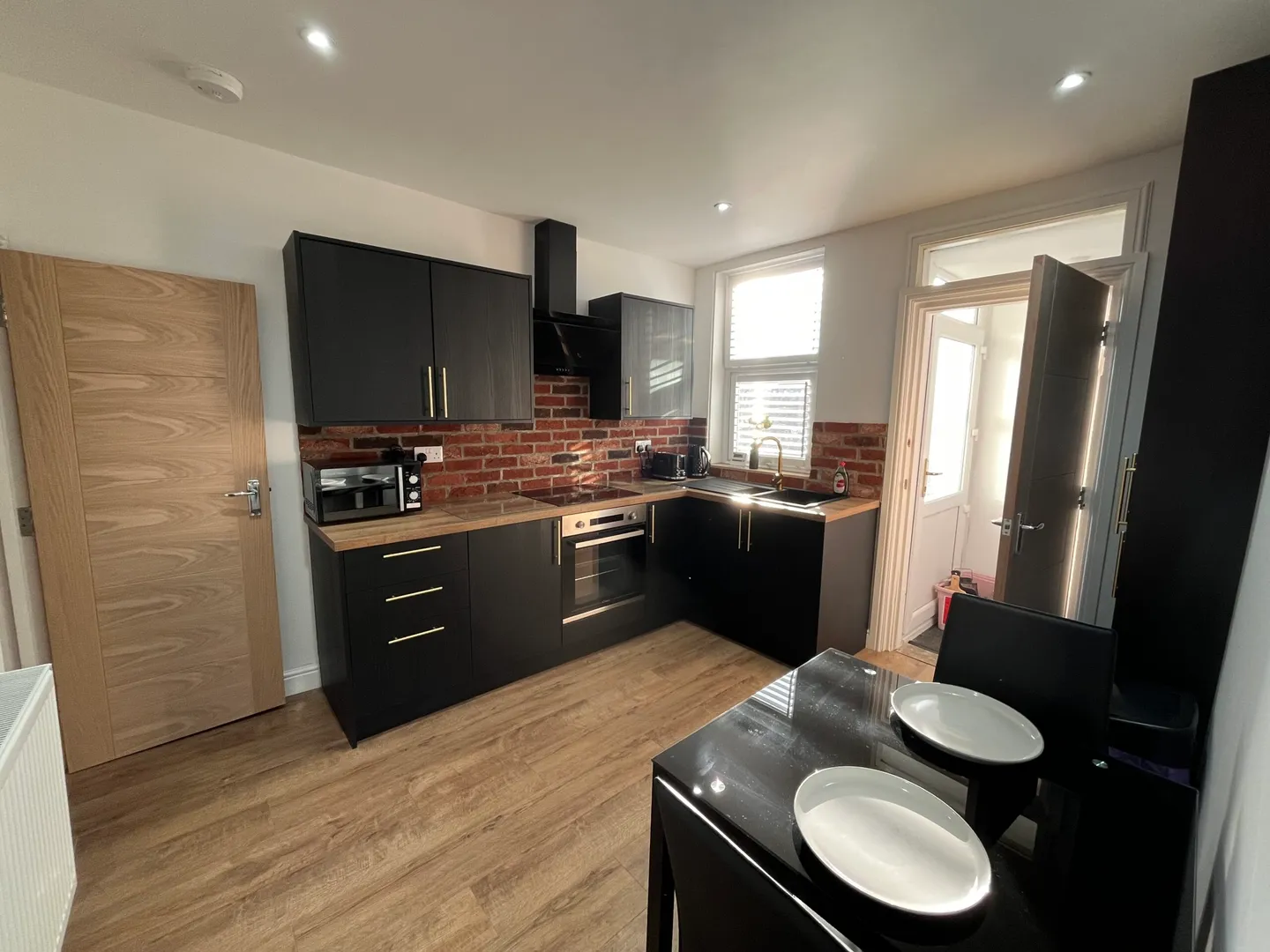 Modern 2 Bed Terraced House // West End // Sep 2026 - Image 12